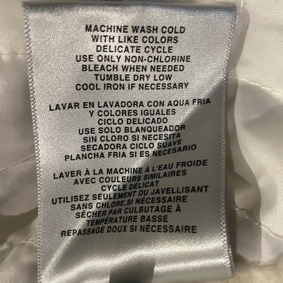 Levi's Women's Wool Blend Sherpa Lined Long Shacket - Picture 9 of 16